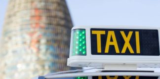 Impulsan la jubilación anticipada para 11.000 taxistas en Catalunya Impulsan la jubilación anticipada para 11.000 taxistas en Catalunya