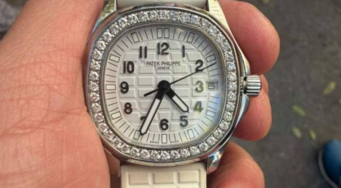 La Guàrdia Urbana frustra un robo violento de un reloj de lujo de 25.000 euros La Guàrdia Urbana frustra un robo violento de un reloj de lujo de 25.000 euros