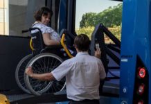 La Sindicatura alerta de que Barcelona no garantiza el transporte escolar adaptado La Sindicatura alerta de que Barcelona no garantiza el transporte escolar adaptado