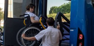 La Sindicatura alerta de que Barcelona no garantiza el transporte escolar adaptado La Sindicatura alerta de que Barcelona no garantiza el transporte escolar adaptado