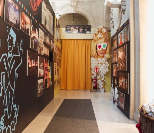 Palau Robert, espacio de grandes exposiciones ciudadanas Palau Robert, espacio de grandes exposiciones ciudadanas