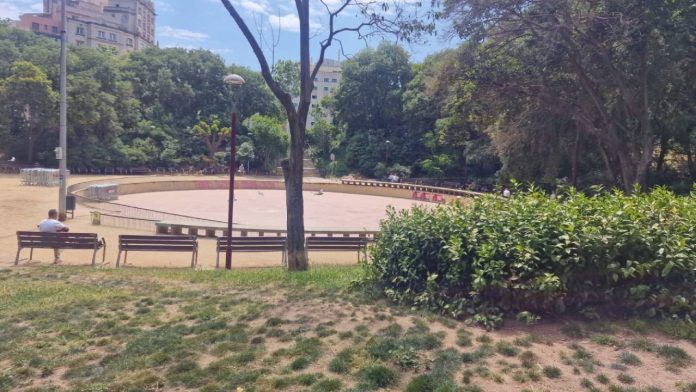 Renovación de la plaza Pablo Neruda en el barrio de la Sagrada Familia