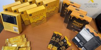 Retiran en Ciutat Vella sobres de miel con sustancias tipo Viagra ocultas Retiran en Ciutat Vella sobres de miel con sustancias tipo Viagra ocultas