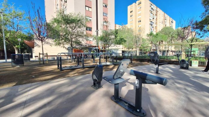 Termina la renovación de la calle Alfons el Magnànim en el Besòs