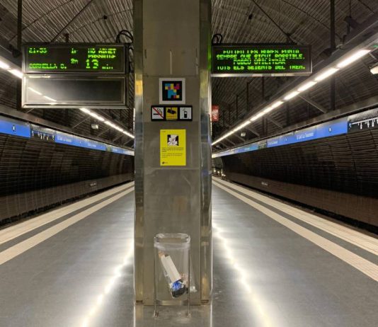 Trece detenidos y un apuñalado por una pelea en el metro Trece detenidos y un apuñalado por una pelea en el metro