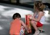 Barcelona activa una nueva convocatoria del Fondo de Infancia con 15 millones de euros Barcelona activa una nueva convocatoria del Fondo de Infancia con 15 millones de euros