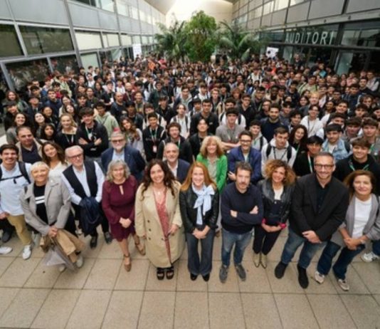 Barcelona impulsa la innovación climática con una hackatón universitaria Barcelona impulsa la innovación climática con una hackatón universitaria
