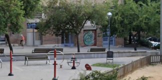 Barcelona mejora las instalaciones deportivas de la plaza de Palestina Barcelona mejora las instalaciones deportivas de la plaza de Palestina