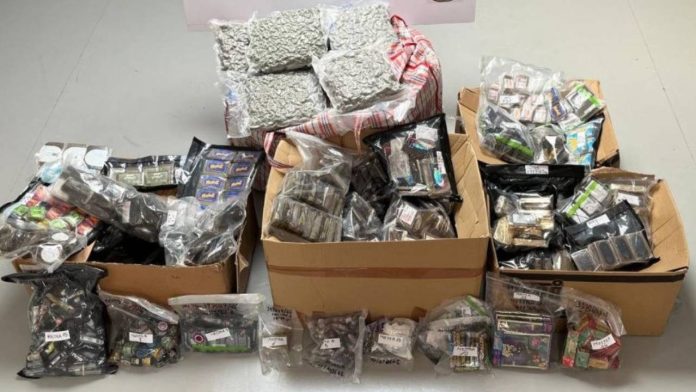 Desmantelado un punto de droga en un piso turístico de Sant Pere