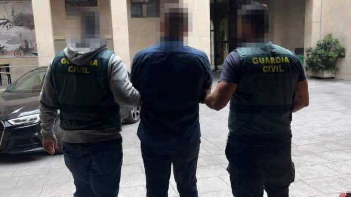 Detención de un narco albanés armado en pleno paseo de Gràcia
