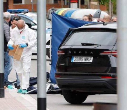 Detenido un hombre en Barcelona por la muerte de una mujer en Esplugues Detenido un hombre en Barcelona por la muerte de una mujer en Esplugues