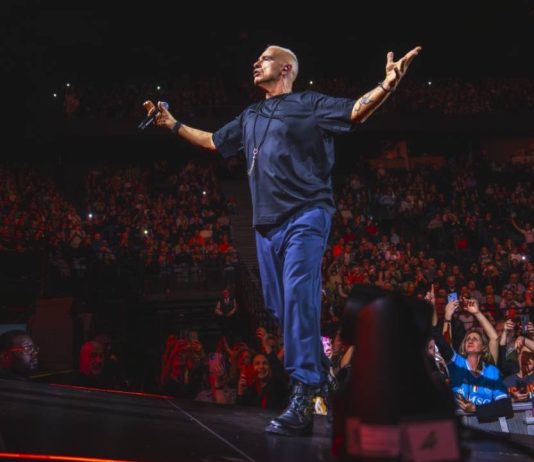 Eros Ramazzotti conquista Barcelona con un repaso a cuatro décadas de éxitos Eros Ramazzotti conquista Barcelona con un repaso a cuatro décadas de éxitos