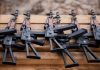 Huyen por la AP-7 dejando abandonados 12 fusiles de asalto AK-74 Huyen por la AP-7 dejando abandonados 12 fusiles de asalto AK-74