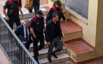 Jonathan Andic paga una fianza de un millón de euros y queda en libertad provisional Jonathan Andic paga una fianza de un millón de euros y queda en libertad provisional