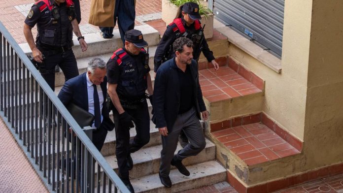 Jonathan Andic paga una fianza de un millón de euros y queda en libertad provisional