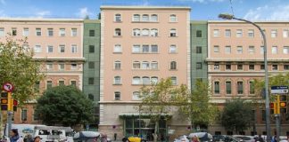 La mujer aislada en el Clínic de Barcelona da negativo en la segunda PCR La mujer aislada en el Clínic de Barcelona da negativo en la segunda PCR