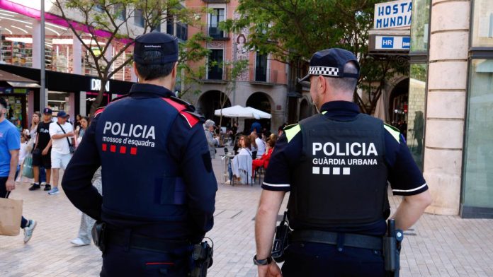 Nuevo convenio de coordinación entre Guardia Urbana y los Mossos