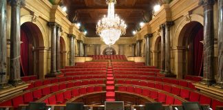 Élite Taxi reclama agilidad en la ley del transporte y denuncia bloqueos en el Parlament Élite Taxi reclama agilidad en la ley del transporte y denuncia bloqueos en el Parlament