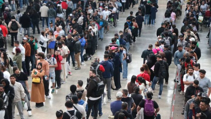 87.000 personas atendidas por el Ayuntamiento de Barcelona en el proceso de regularización
