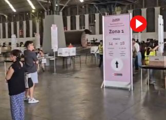 Barcelona acoge el voto peruano mientras Fujimori y Sánchez se disputan la presidencia Barcelona acoge el voto peruano mientras Fujimori y Sánchez se disputan la presidencia