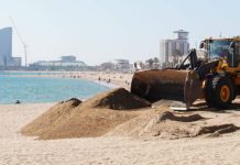 Barcelona adelanta la temporada de baño a Semana Santa tras un invierno de temporales Barcelona adelanta la temporada de baño a Semana Santa tras un invierno de temporales