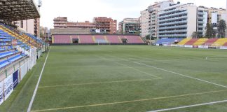 Barcelona aprueba la instalación de césped natural en el Narcís Sala Barcelona aprueba la instalación de césped natural en el Narcís Sala