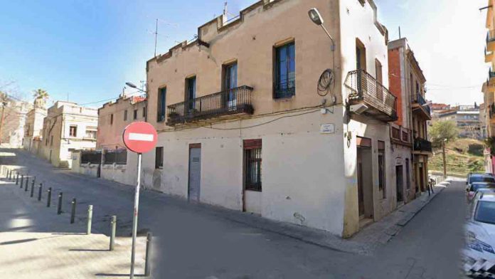 Barcelona impulsa 35 nuevas viviendas públicas en Vallcarca con la compra de dos fincas