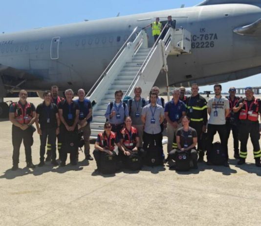 Bomberos de Barcelona viajan a Venezuela para colaborar en la emergencia por los terremotos Bomberos de Barcelona viajan a Venezuela para colaborar en la emergencia por los terremotos