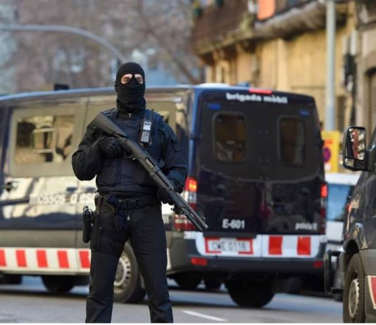 Detenido en Barcelona un fugitivo reclamado por Rusia desde hace dos décadas por terrorismo Detenido en Barcelona un fugitivo reclamado por Rusia desde hace dos décadas por terrorismo