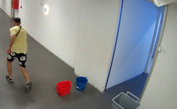 Detenido en Barcelona un ladrón que asaltaba a sus víctimas en los baños de un centro comercial Detenido en Barcelona un ladrón que asaltaba a sus víctimas en los baños de un centro comercial