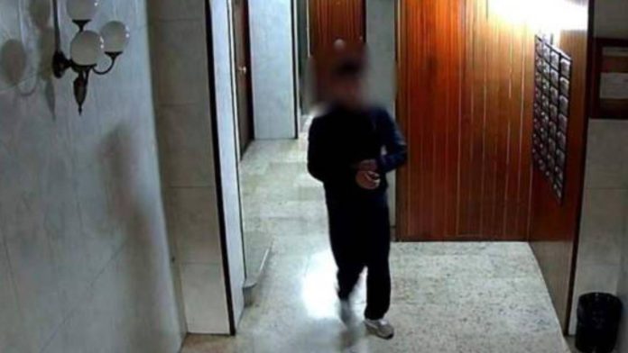 Detenido un hombre por robos en viviendas de personas mayores en Sant Andreu Detenido un hombre por robos en viviendas de personas mayores en Sant Andreu