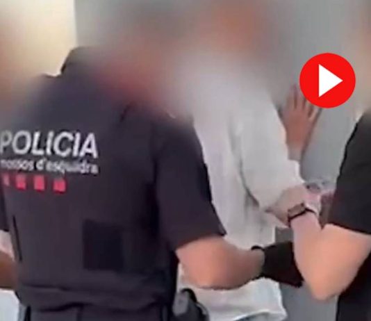 Dos detenidos en Barcelona que usaban gas pimienta para cometer robos violentos Dos detenidos en Barcelona que usaban gas pimienta para cometer robos violentos