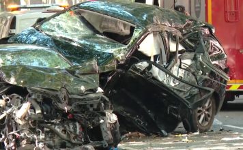 Dos muertos y un herido grave en un accidente de tráfico en Sant Martí Dos muertos y un herido grave en un accidente de tráfico en Sant Martí