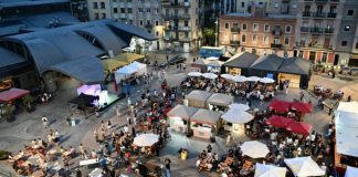 El Petit Mercat de Mercats llena la Barceloneta y reafirma el valor del comercio El Petit Mercat de Mercats llena la Barceloneta y reafirma el valor del comercio