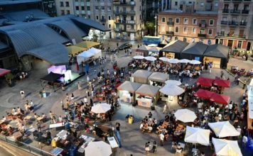 El Petit Mercat de Mercats llena la Barceloneta y reafirma el valor del comercio