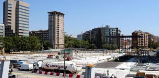 El acceso a la estación de Sants por la plaza de los Països Catalans cerrará durante dos años por obras El acceso a la estación de Sants por la plaza de los Països Catalans cerrará durante dos años por obras