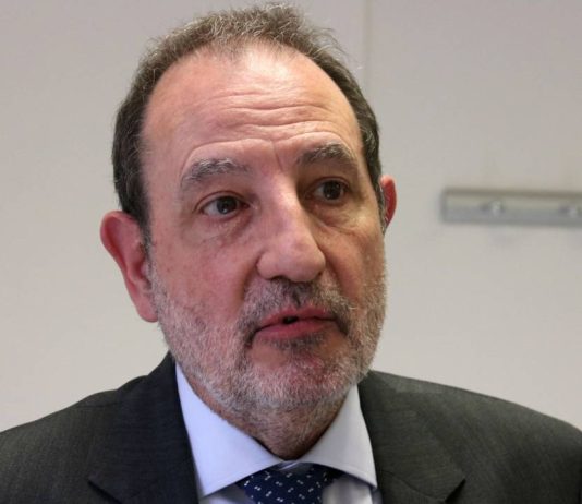 Espadaler pide desvincular las protestas educativas de la visita del papa a Barcelona Espadaler pide desvincular las protestas educativas de la visita del papa a Barcelona