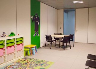 La Fiscalía valora acusar de tentativa de homicidio al padre del bebé maltratado en Barcelona La Fiscalía valora acusar de tentativa de homicidio al padre del bebé maltratado en Barcelona