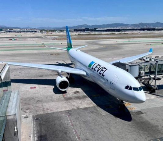 LEVEL inaugura la única conexión directa entre Barcelona y Lima LEVEL inaugura la única conexión directa entre Barcelona y Lima