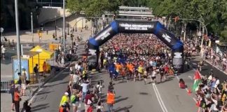 La carrera contra el racismo de Top Manta reúne a miles de personas en Barcelona La carrera contra el racismo de Top Manta reúne a miles de personas en Barcelona