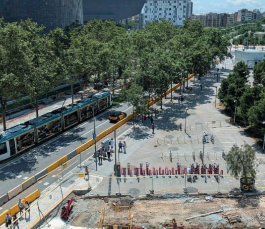 Las obras de verano interrumpirán el servicio del Tram en Glòries hasta septiembre Las obras de verano interrumpirán el servicio del Tram en Glòries hasta septiembre