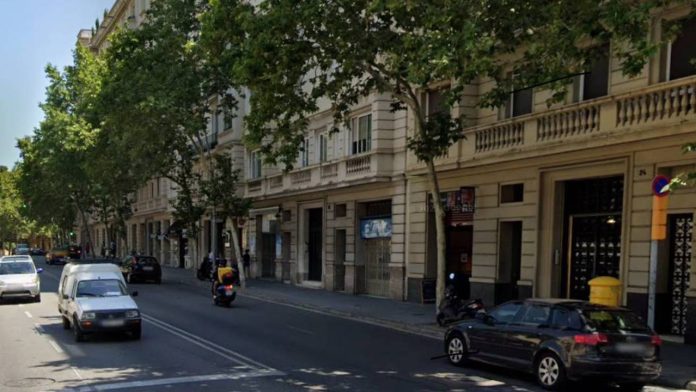 Los Mossos buscan a un hombre por hacer tocamiento a una niña de 13 años