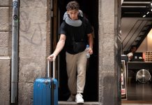 Barcelona revoca 41 licencias turísticas ligadas a una trama de corrupción