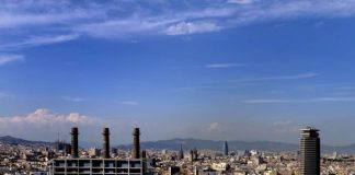3 de cada 4 barceloneses respalda retirar las licencias de los pisos turísticos 3 de cada 4 barceloneses respalda retirar las licencias de los pisos turísticos