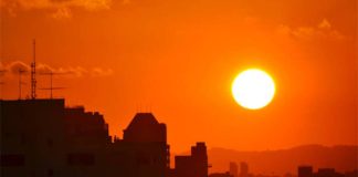 Barcelona activa la Fase de Alerta por calor muy intenso Barcelona activa la Fase de Alerta por calor muy intenso