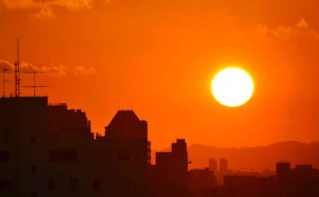 Barcelona activa la Fase de Alerta por calor muy intenso Barcelona activa la Fase de Alerta por calor muy intenso