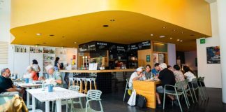 Barcelona amplía el programa Alimenta para reforzar la autonomía de las personas en situación de vulnerabilidad Barcelona amplía el programa Alimenta para reforzar la autonomía de las personas en situación de vulnerabilidad