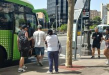 Barcelona reorganiza las paradas de bus interurbano de la Diagonal para mejorar la movilidad Barcelona reorganiza las paradas de bus interurbano de la Diagonal para mejorar la movilidad