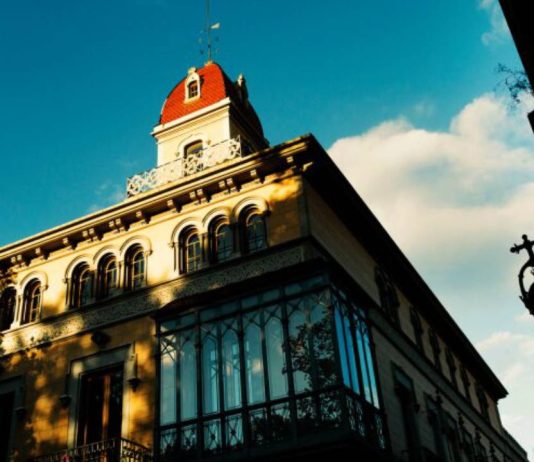 Can Deu impulsa una programación nocturna con actividades por el Orgullo en Les Corts Can Deu impulsa una programación nocturna con actividades por el Orgullo en Les Corts