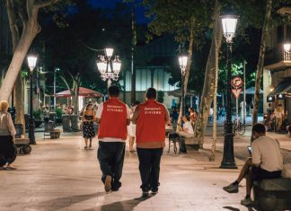 Ciutat Vella activa un plan integral para reducir el ruido en el Born Ciutat Vella activa un plan integral para reducir el ruido en el Born